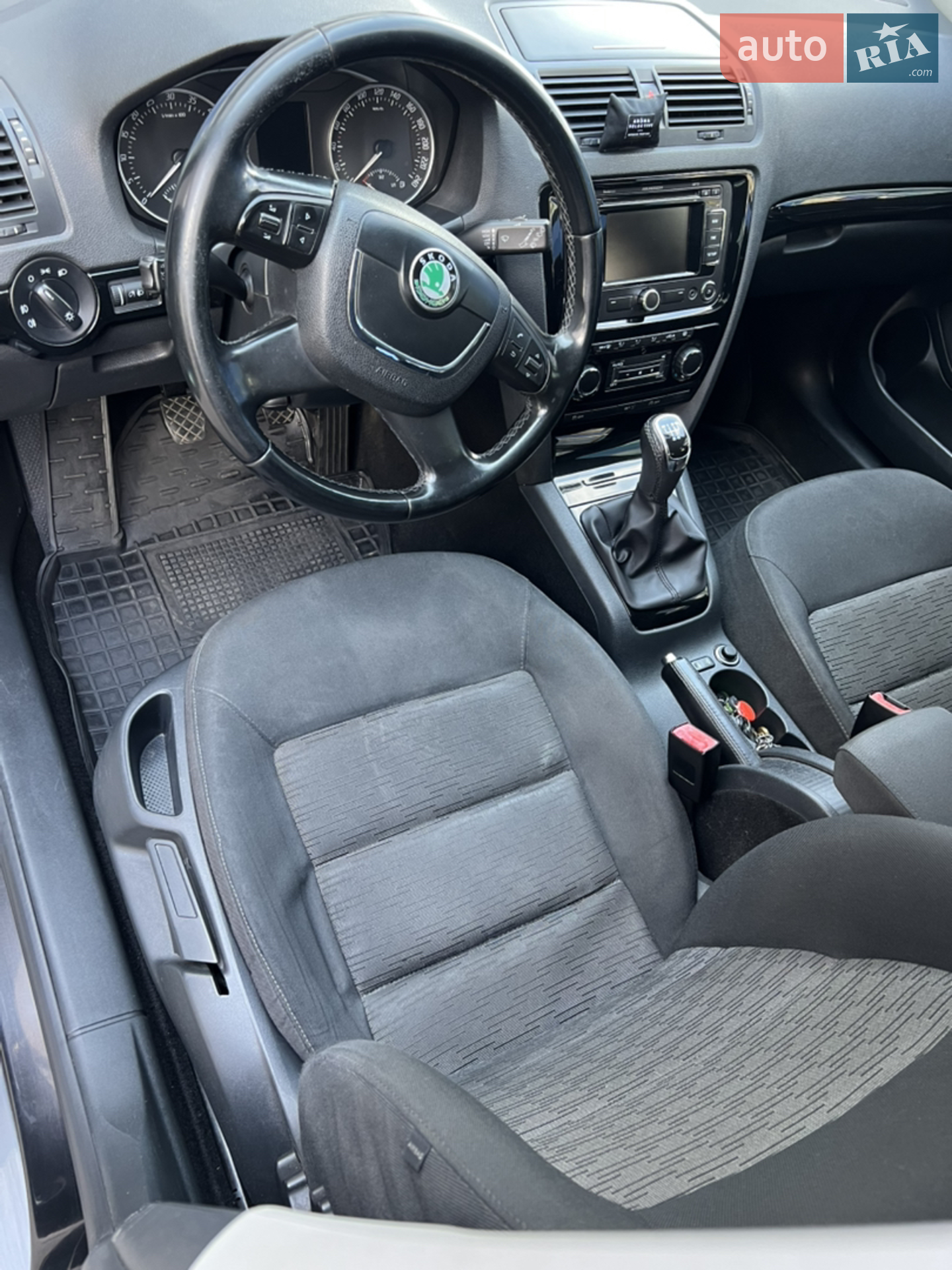 2011 Skoda Octavia - мініатюра 11