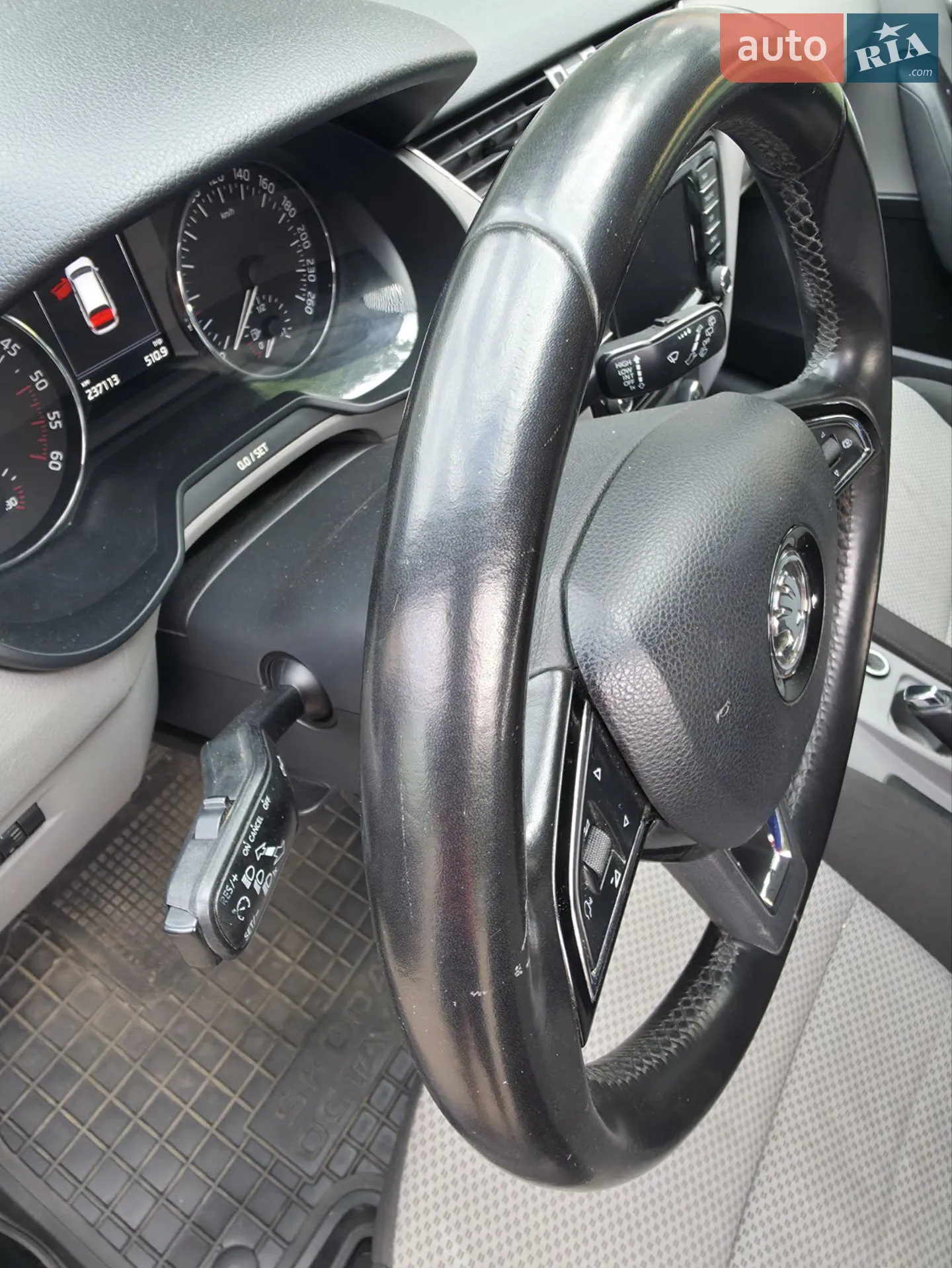 2016 Skoda Octavia - мініатюра 10