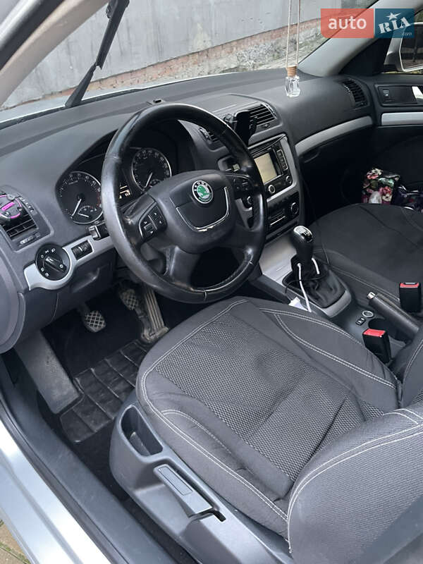 Универсал Skoda Octavia 2013 в Хмельницком