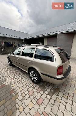 Универсал Skoda Octavia 2004 в Львове