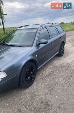 Универсал Skoda Octavia 2004 в Буске