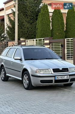 Универсал Skoda Octavia 2002 в Ужгороде