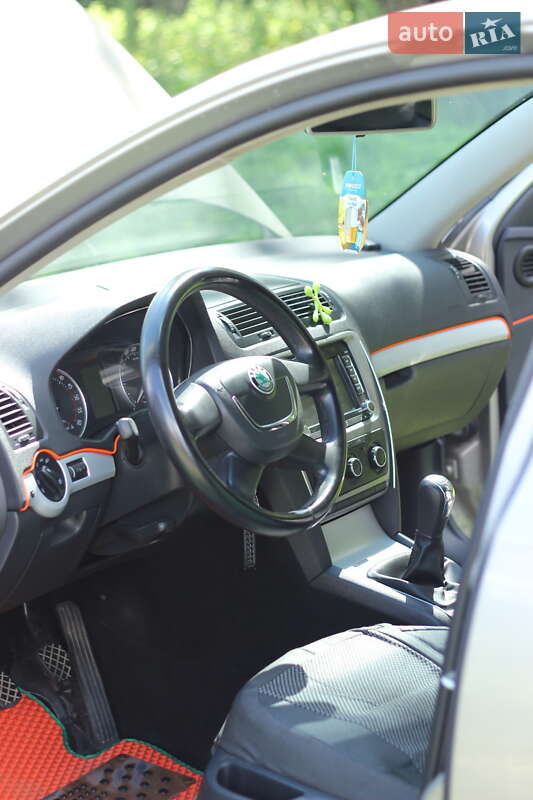 Лифтбек Skoda Octavia 2009 в Верховине