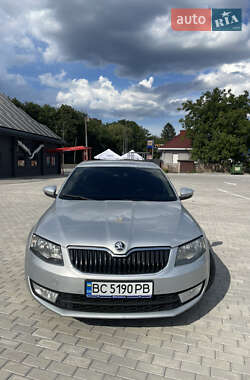 Ліфтбек Skoda Octavia 2015 в Львові