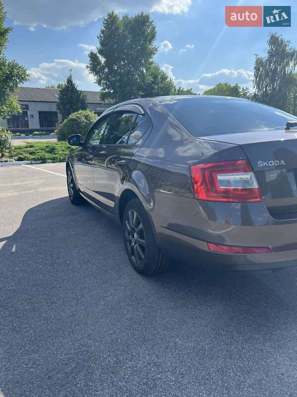 Лифтбек Skoda Octavia 2014 в Кропивницком