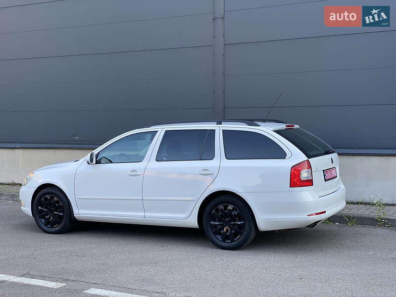 Універсал Skoda Octavia 2009 в Києві