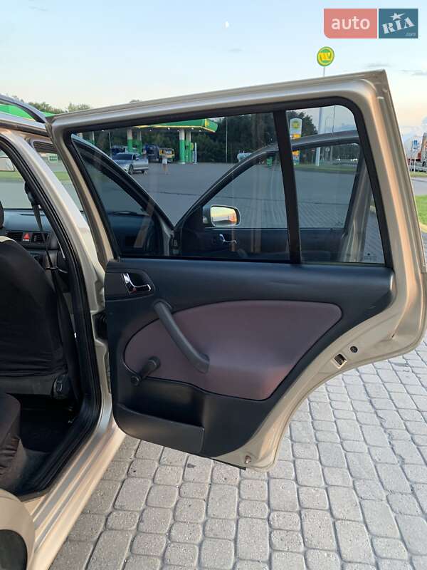 Універсал Skoda Octavia 2005 в Радивиліві