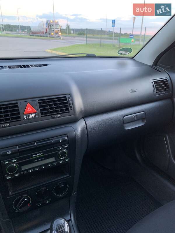 Універсал Skoda Octavia 2005 в Радивиліві