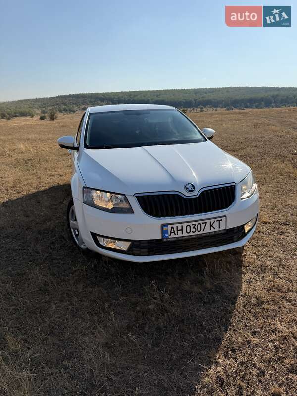Лифтбек Skoda Octavia 2016 в Краматорске