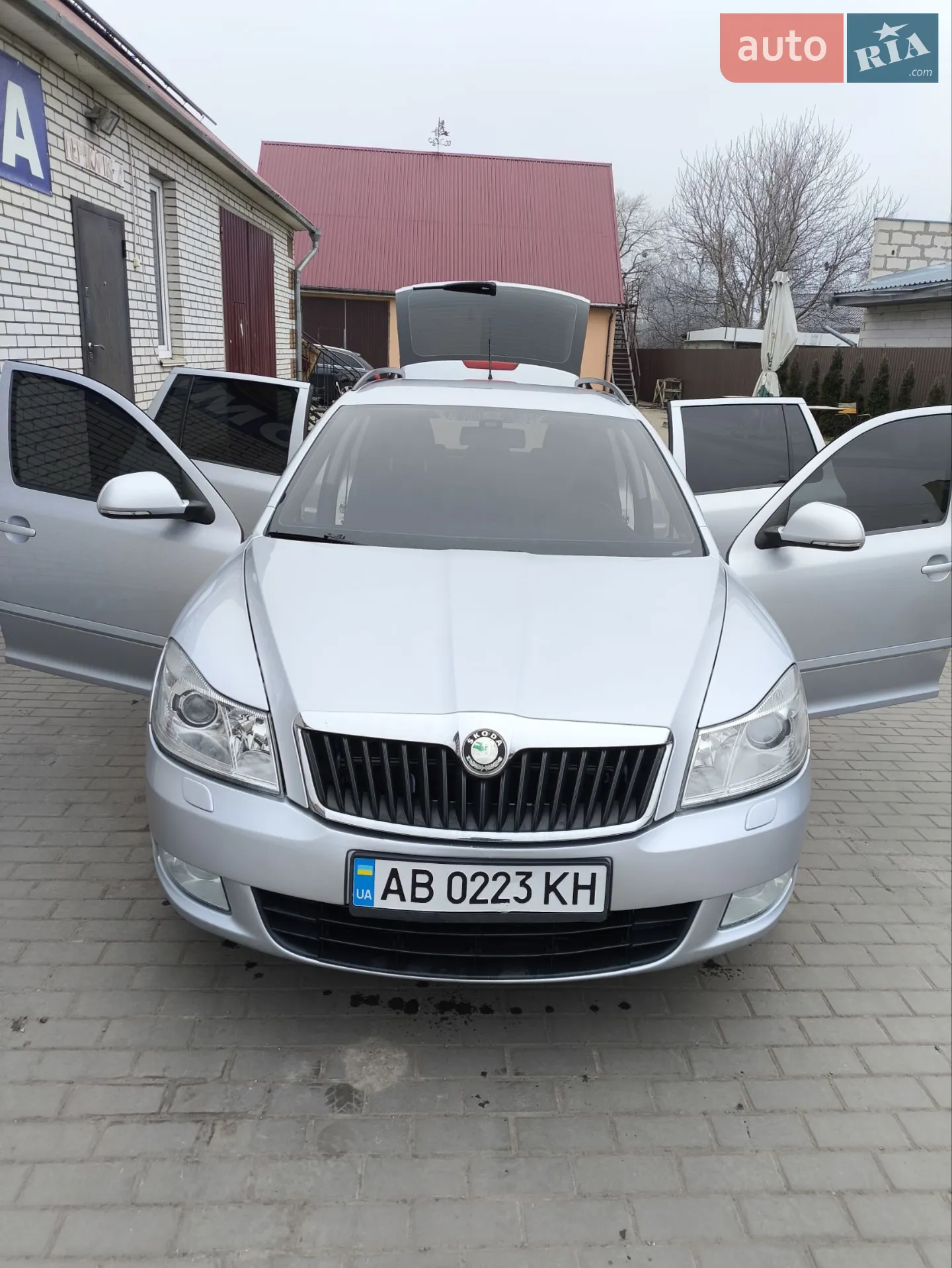 2010 Skoda Octavia - мініатюра 15