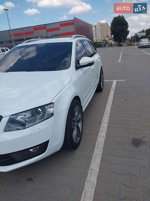 Универсал Skoda Octavia 2015 в Киеве