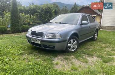 Лифтбек Skoda Octavia 2002 в Косове