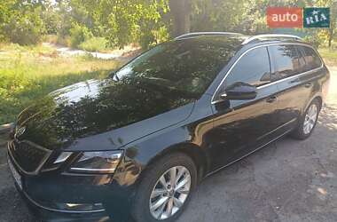 Универсал Skoda Octavia 2019 в Запорожье
