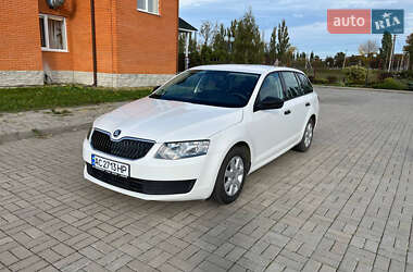 Універсал Skoda Octavia 2015 в Черкасах