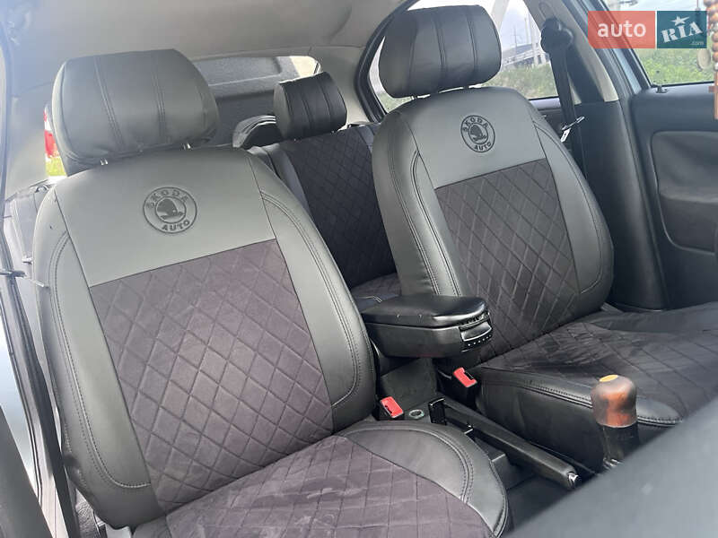 Ліфтбек Skoda Octavia 2003 в Львові