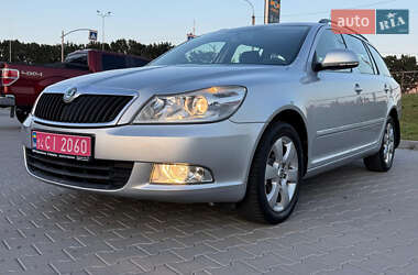 Универсал Skoda Octavia 2010 в Виннице