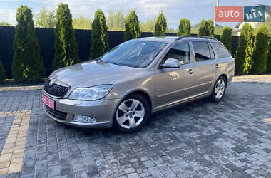 Універсал Skoda Octavia 2012 в Любомлі