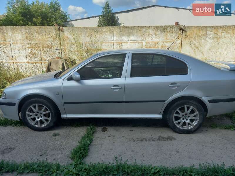 Лифтбек Skoda Octavia 2006 в Сумах