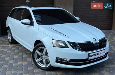 Універсал Skoda Octavia 2018 в  фото 26 Універсал Skoda Octavia 2018 в