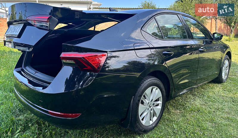 Ліфтбек Skoda Octavia 2021 в Чернівцях