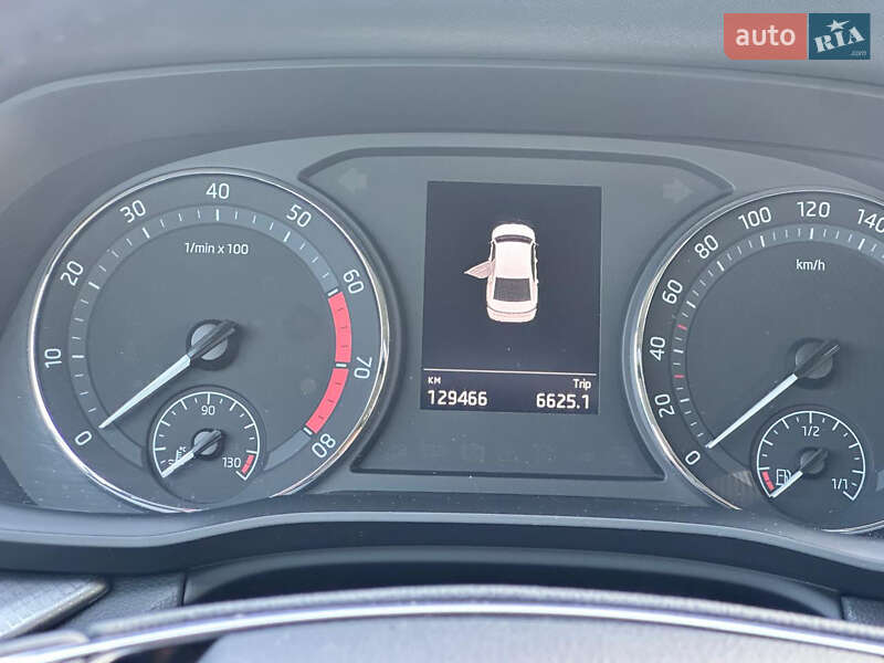 Ліфтбек Skoda Octavia 2021 в Чернівцях