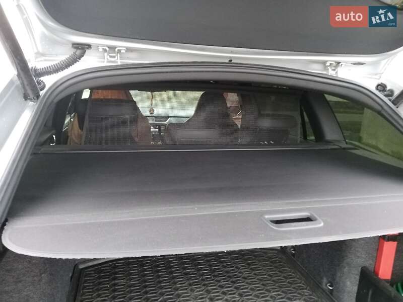 Універсал Skoda Octavia 2014 в Ужгороді