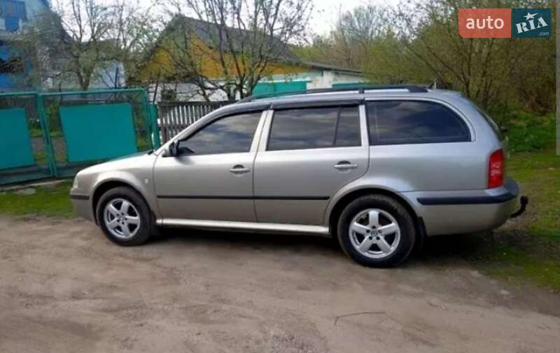Універсал Skoda Octavia 2006 в Сквирі