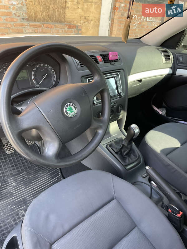 Ліфтбек Skoda Octavia 2006 в Андрушівці