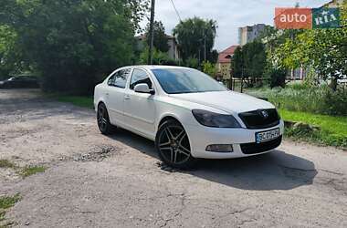 Лифтбек Skoda Octavia 2010 в Львове