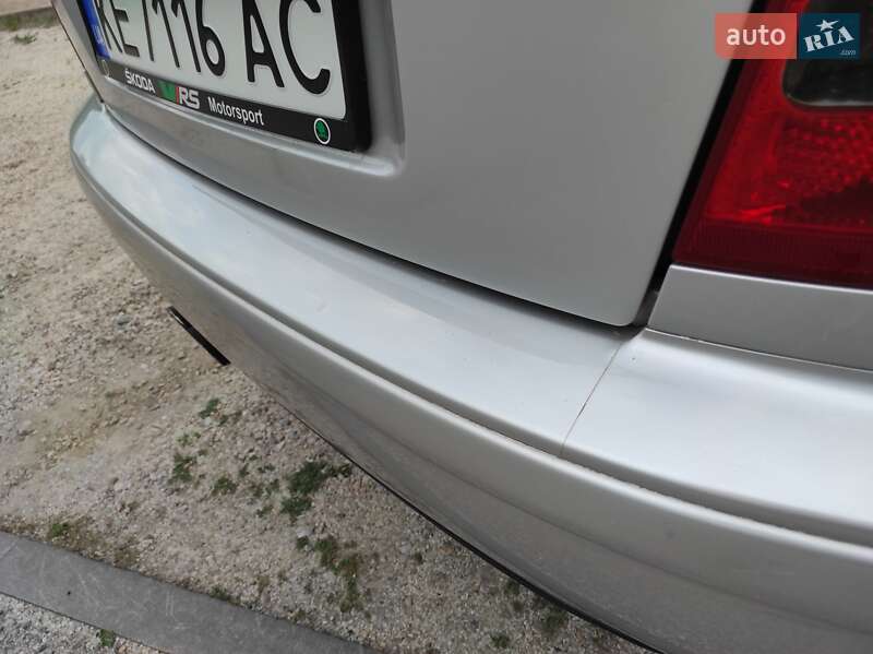 Лифтбек Skoda Octavia 2002 в Днепре