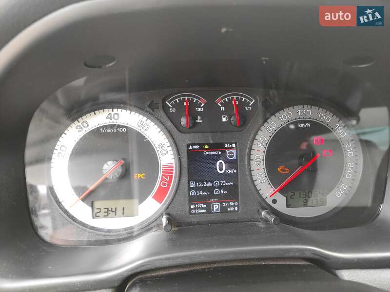 Лифтбек Skoda Octavia 2002 в Днепре