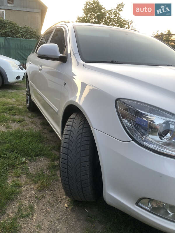 Универсал Skoda Octavia 2012 в Хусте
