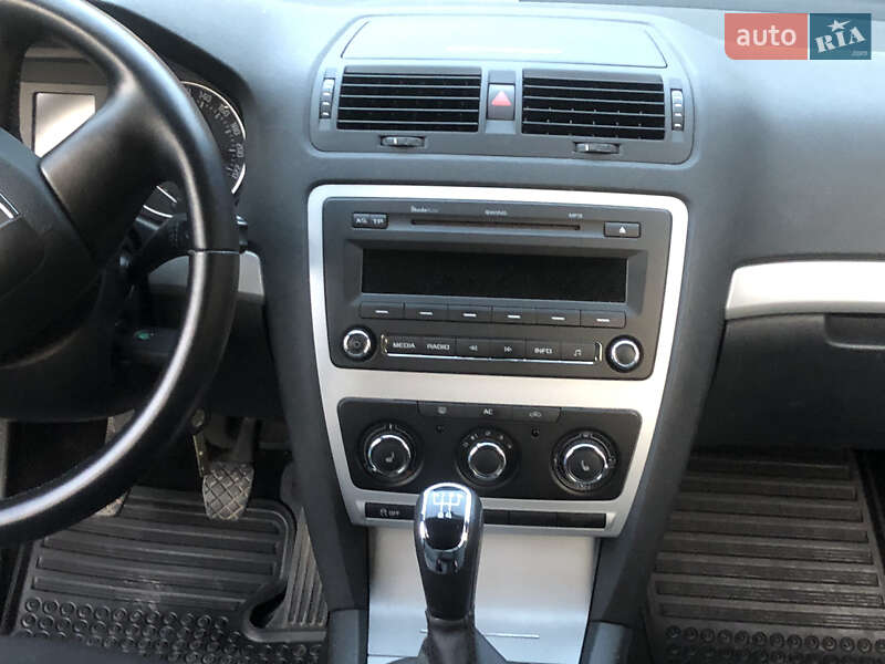 Универсал Skoda Octavia 2012 в Хусте