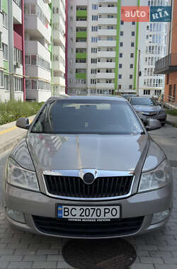 Лифтбек Skoda Octavia 2010 в Львове