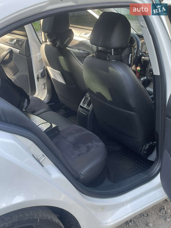 Лифтбек Skoda Octavia 2011 в Киеве