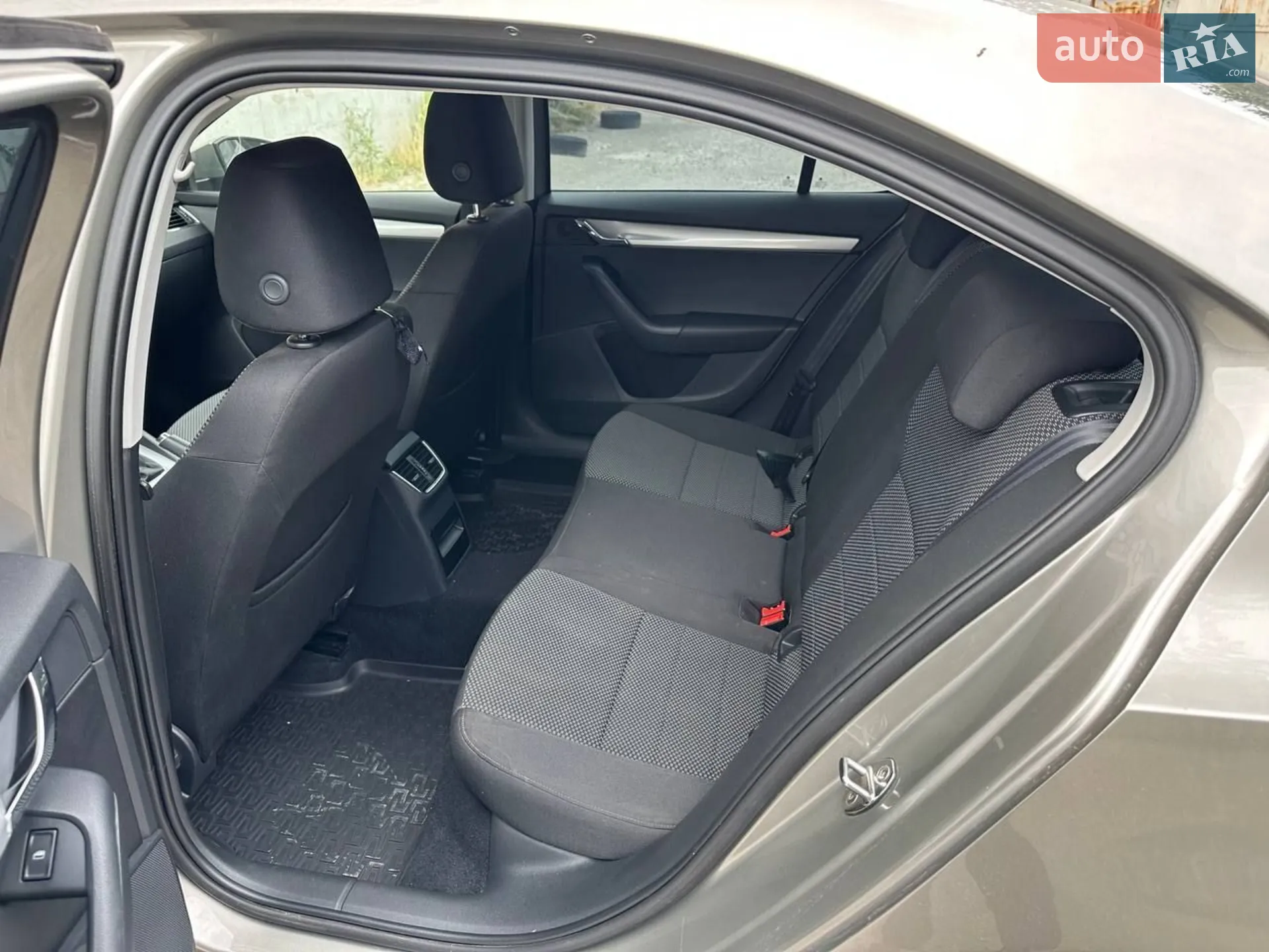 2014 Skoda Octavia - мініатюра 19