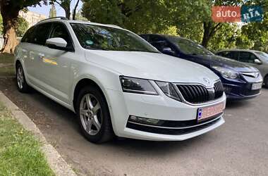 Универсал Skoda Octavia 2019 в 