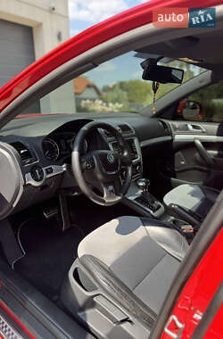 Универсал Skoda Octavia 2011 в 