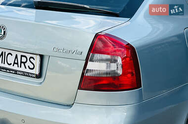 Лифтбек Skoda Octavia 2009 в 