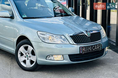 Лифтбек Skoda Octavia 2009 в 