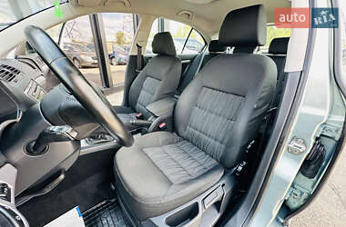 Лифтбек Skoda Octavia 2009 в 