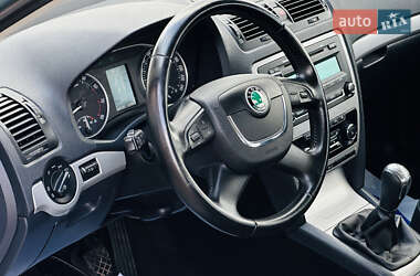 Лифтбек Skoda Octavia 2009 в 