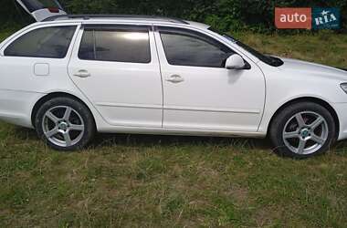 Универсал Skoda Octavia 2013 в Моршине