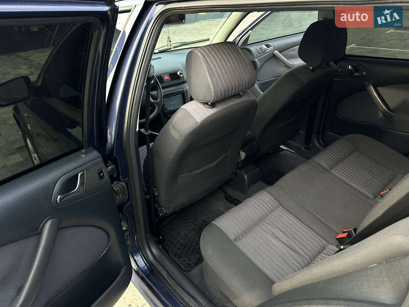 Универсал Skoda Octavia 2001 в Львове