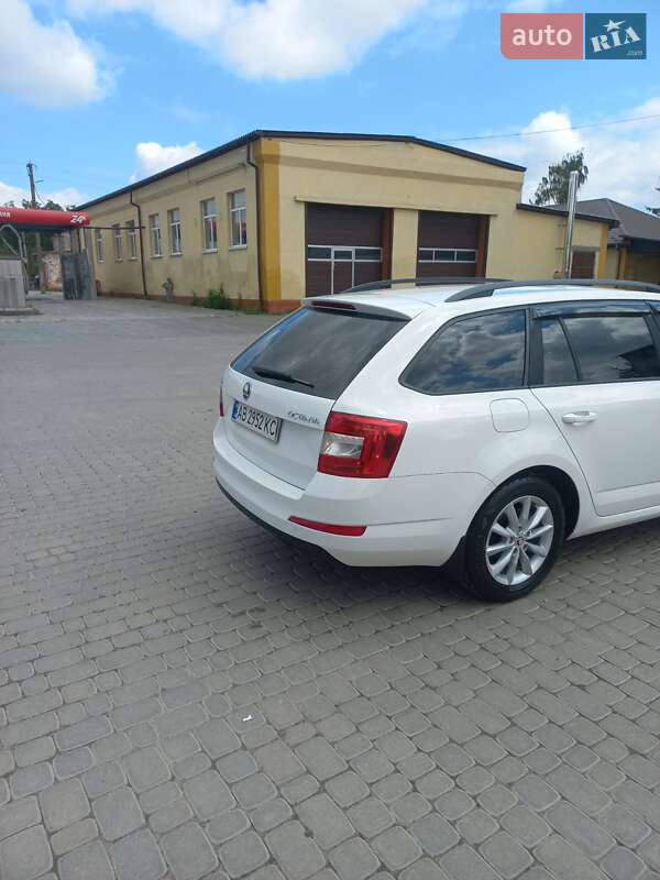 Универсал Skoda Octavia 2014 в Ильинцах