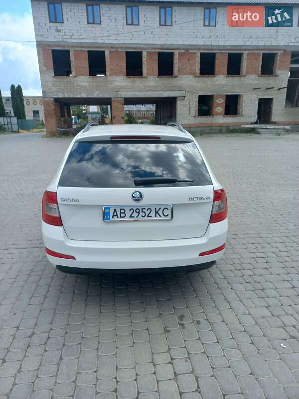 Универсал Skoda Octavia 2014 в Ильинцах