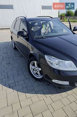Універсал Skoda Octavia 2010 в Брошневі-Облозі