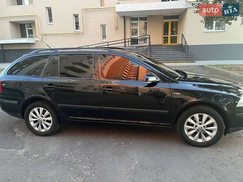 Універсал Skoda Octavia 2006 в Вишгороді
