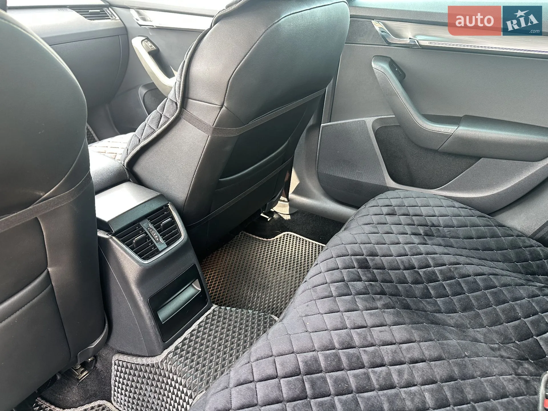 2019 Skoda Octavia - мініатюра 23