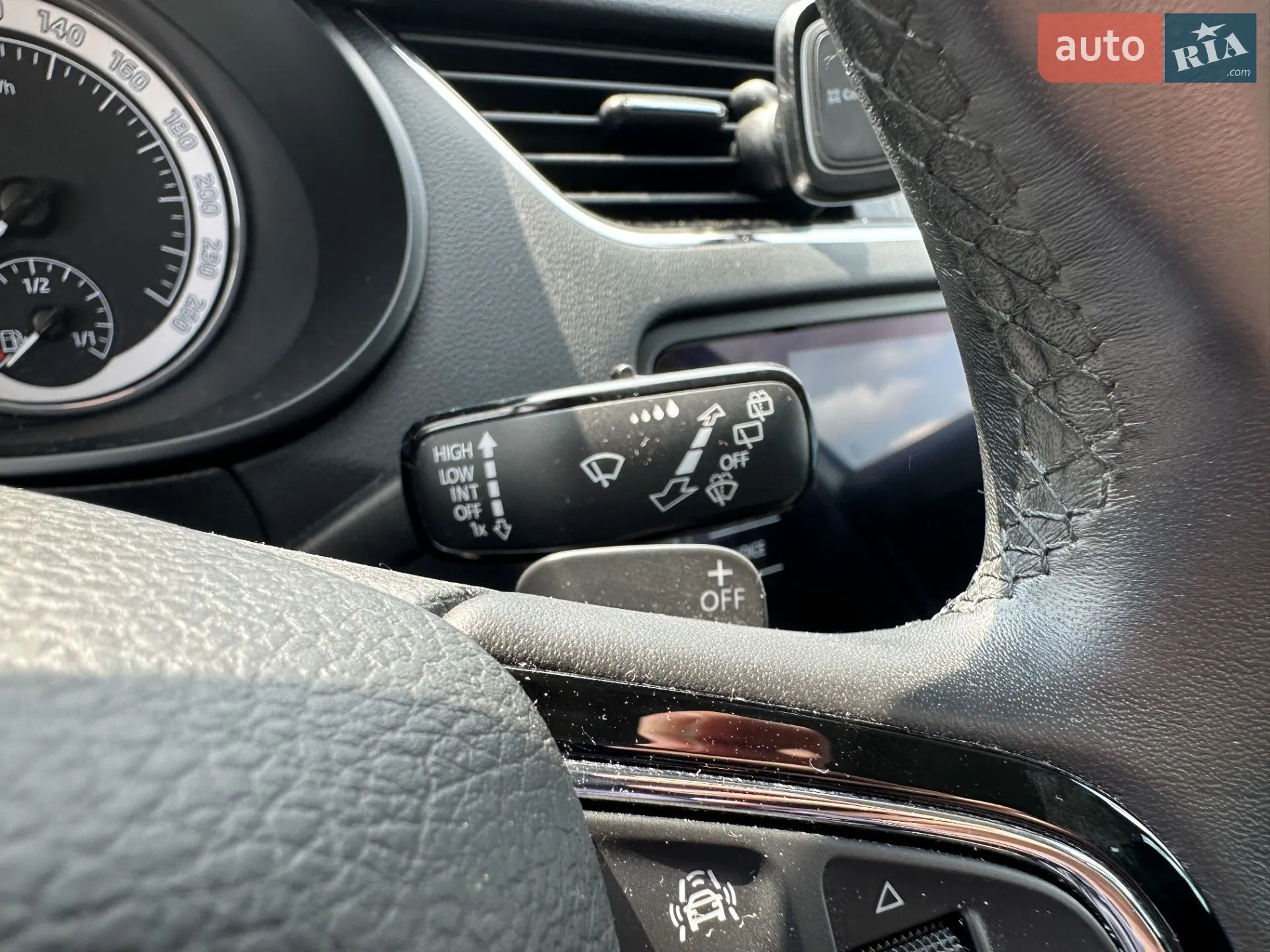 2019 Skoda Octavia - мініатюра 38